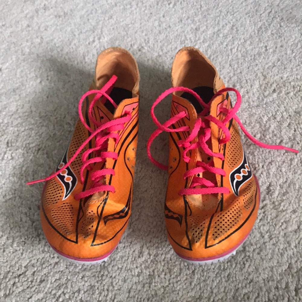 Track shoes, spiked